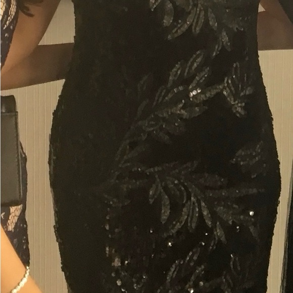 Calvin Klein Classic Sequin Gown - Picture 3 of 4